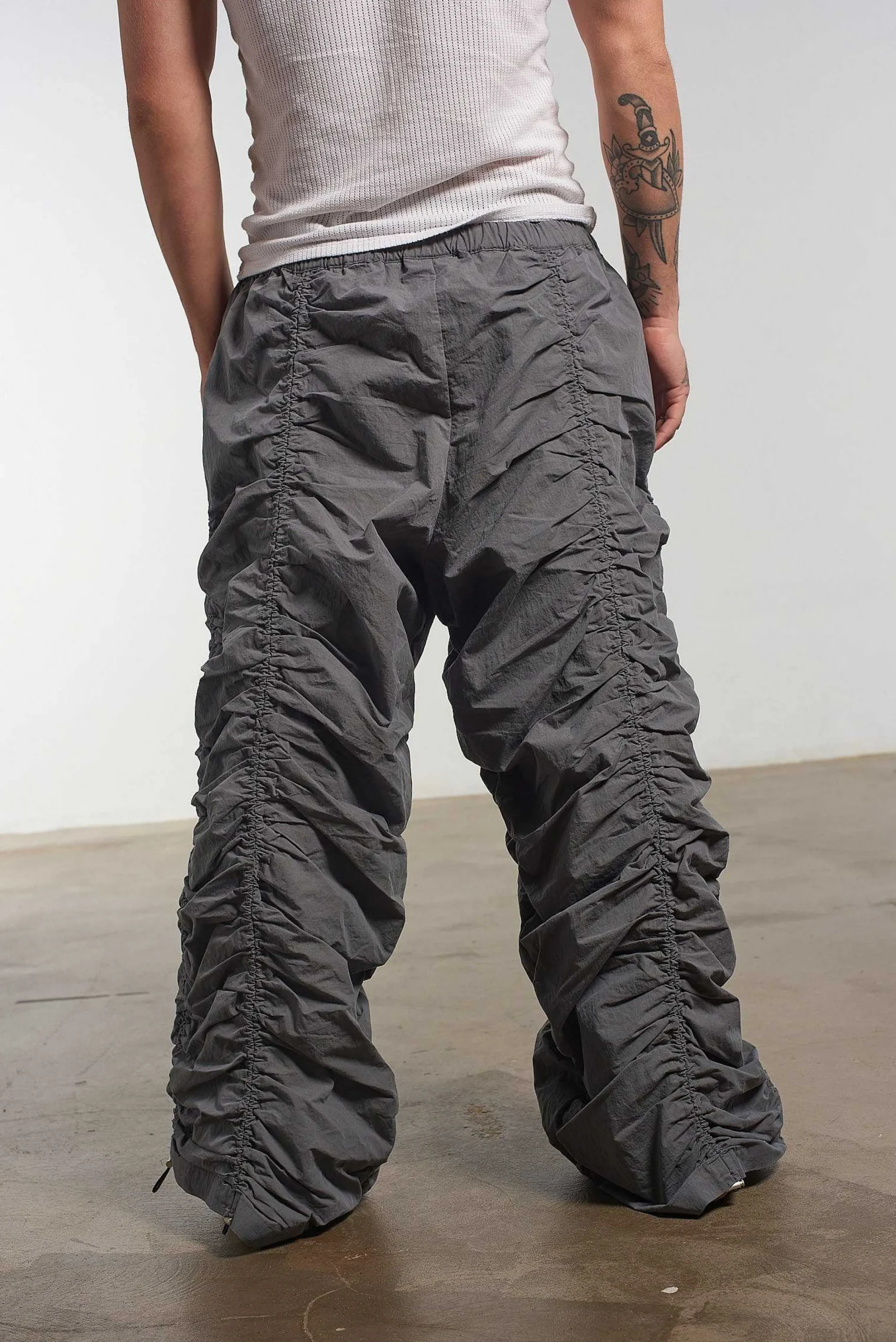 Bungee Parachute Pant Grey