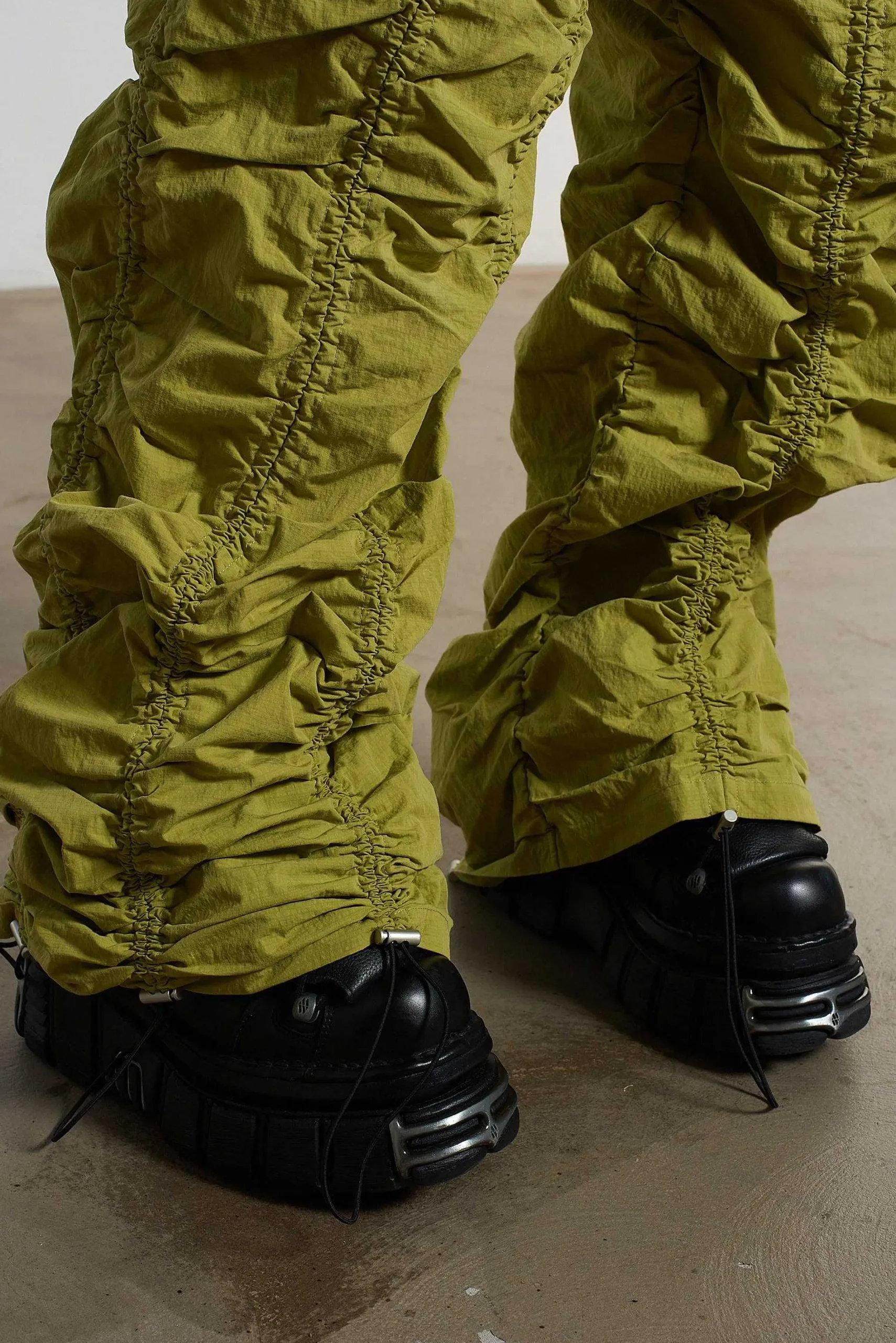 Bungee Parachute Pant Green