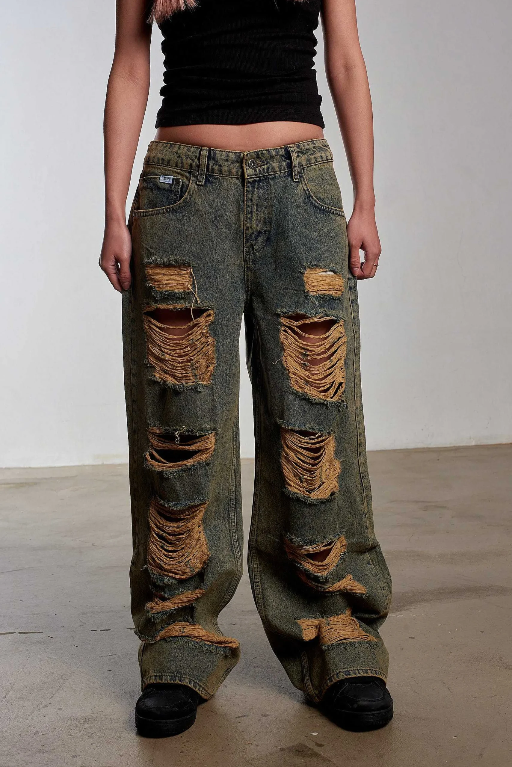 Dirty Wash Shredded Release Jean