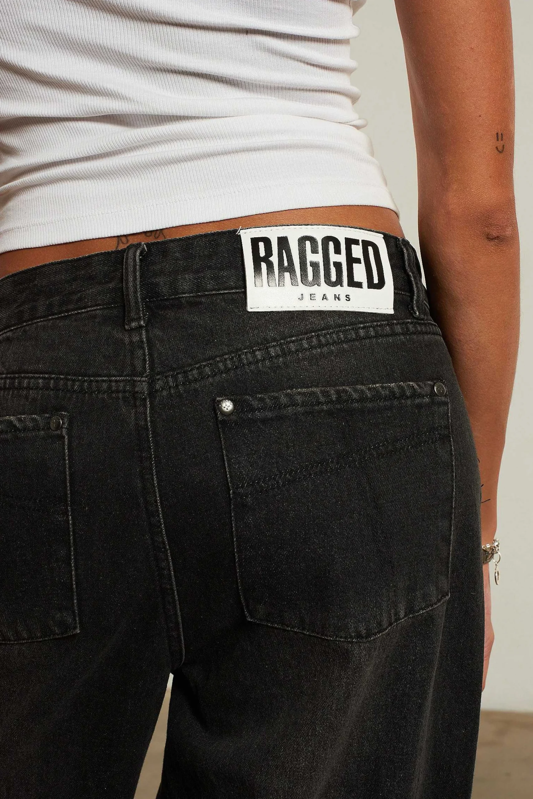 Goliath Jean Black